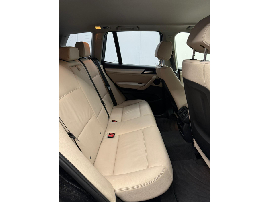 2016 BMW X3 - image 7