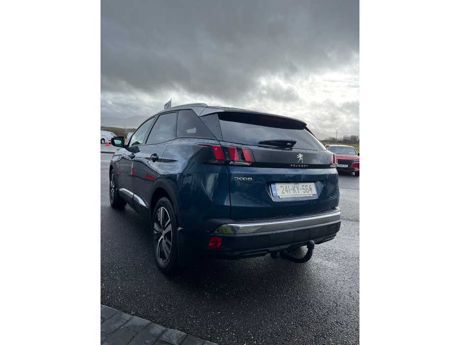 2024 Peugeot 3008 - image 4