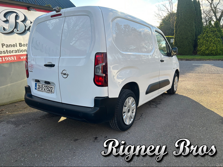 2021 Opel Combo L1H1-1.5 DIESEL  5DR