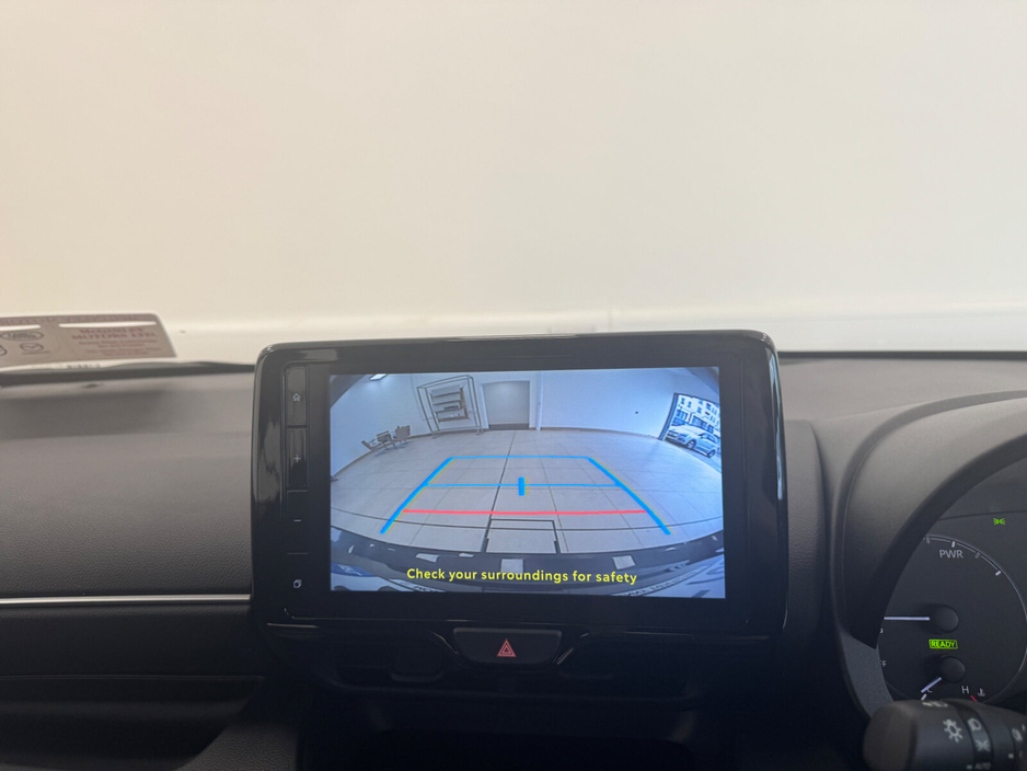 2025 Mazda Mazda2 - image 7