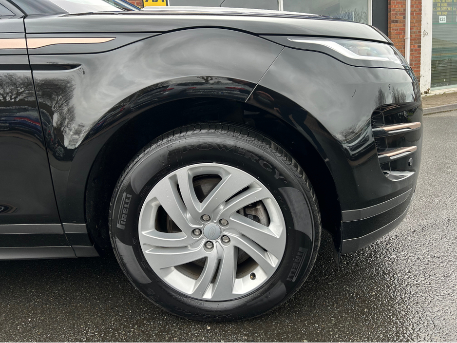 2022 Land Rover Range Rover Evoque - image 9