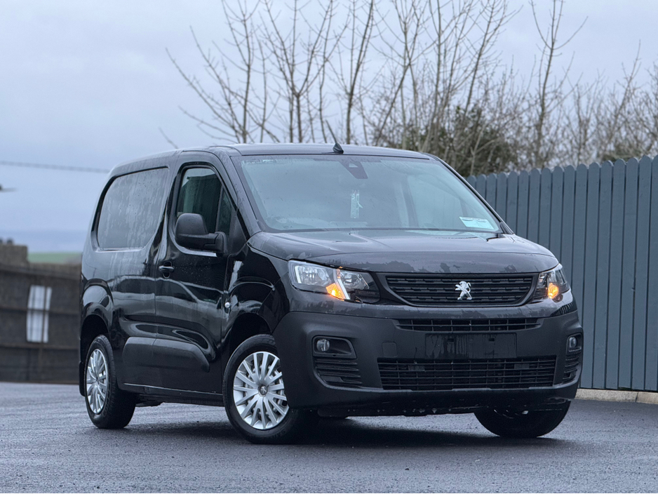 2024 Peugeot Partner 2024 Peugeot Partner PRO PLUS 1.5 HDI 100BHP €23,995