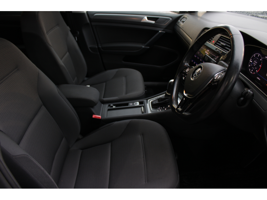 2020 Volkswagen Golf 2.0TDI 150BHP SPORT 5DR HATCHBACK AUTO // 1 OWNER WITH ONLY 82,000 KM'S // BUY WITH CONFIDENCE AA AND SIMI APPROVED DEALER 2026 // FINANCE ARRANGED // ALL TRADE INS WELCOME // €19,950