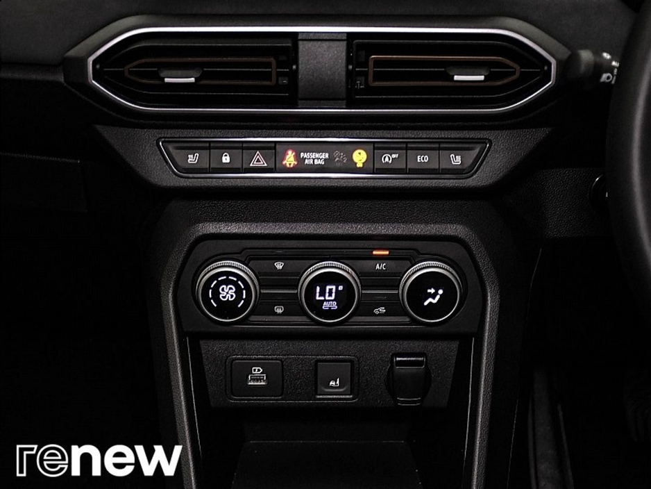 2026 Dacia Sandero Stepway Extreme TCe 110 E06X