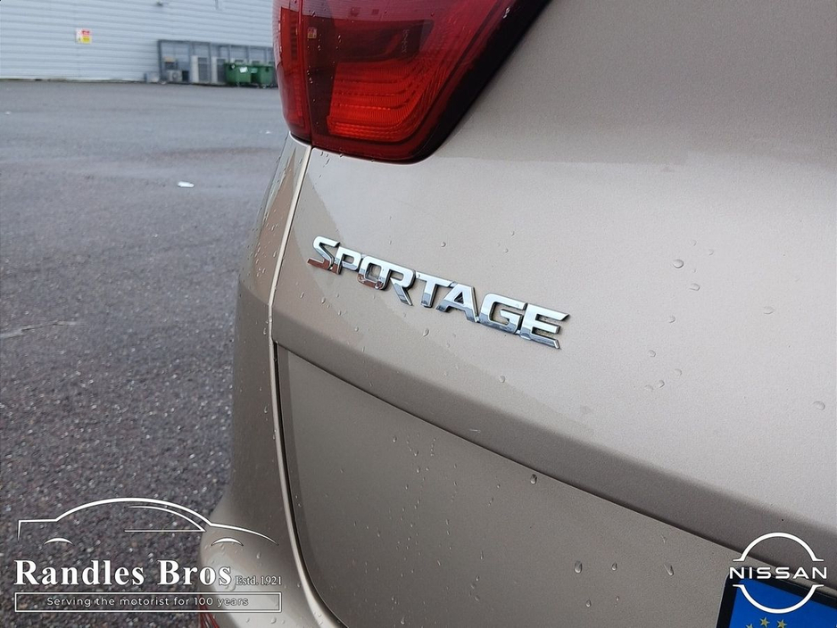 2016 Kia Sportage - image 23