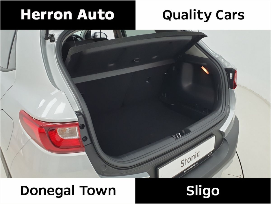 2023 Kia Stonic - image 7