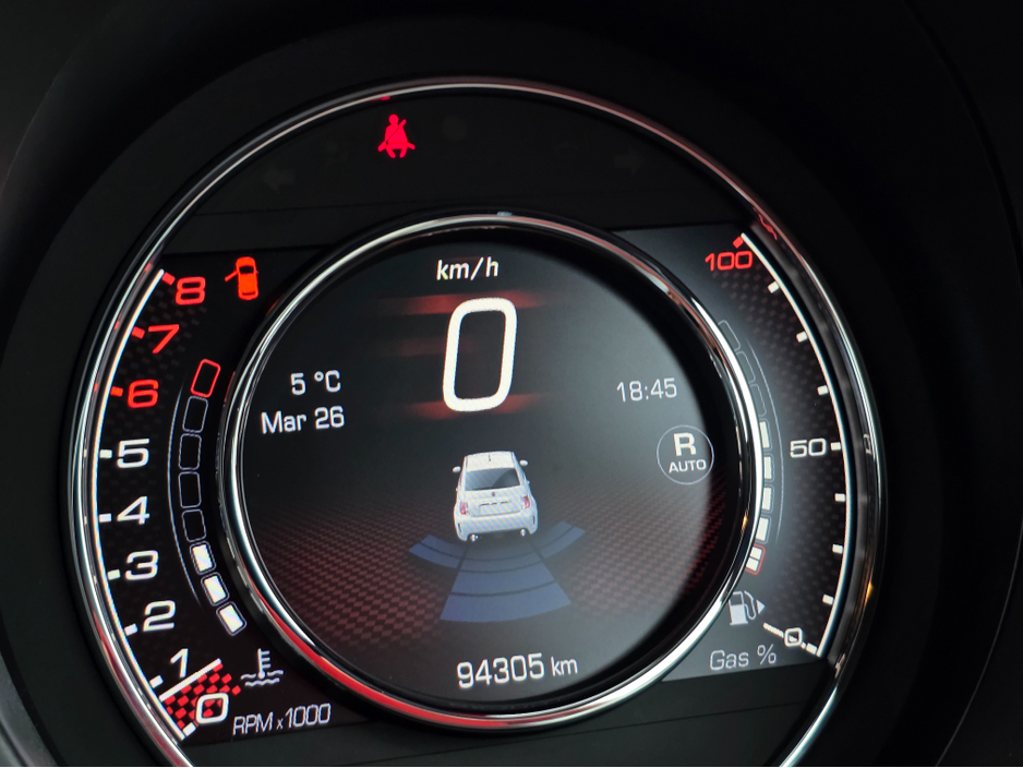 2017 Abarth 595 - image 37