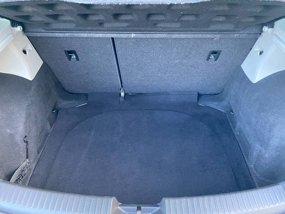 2017 SEAT Leon - image 20