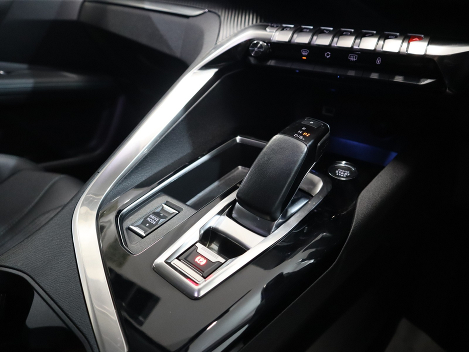 2022 Peugeot 3008 - image 23