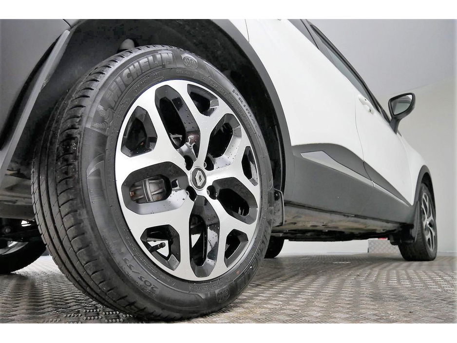 2018 Renault Captur 1.5 DCI SIGNATURE X NAV BI-TONE ROOF*FULL LEATHER* €13,890