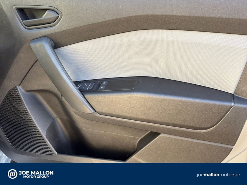 2025 Renault Kangoo - image 18