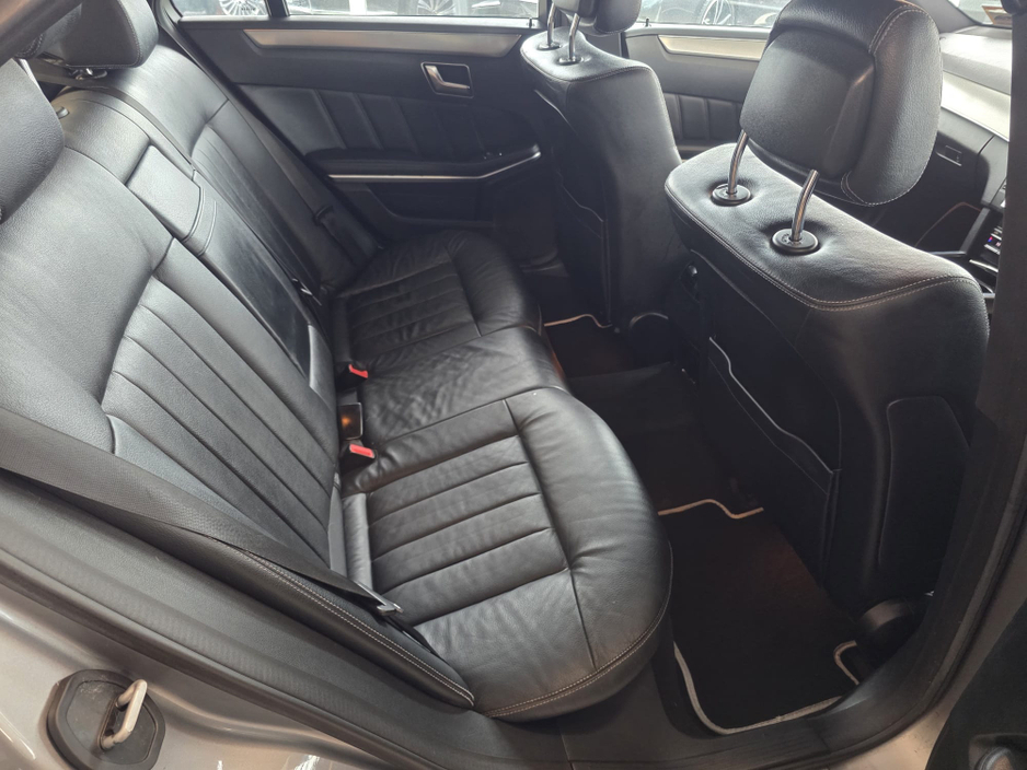 2014 Mercedes-Benz E Class - image 11