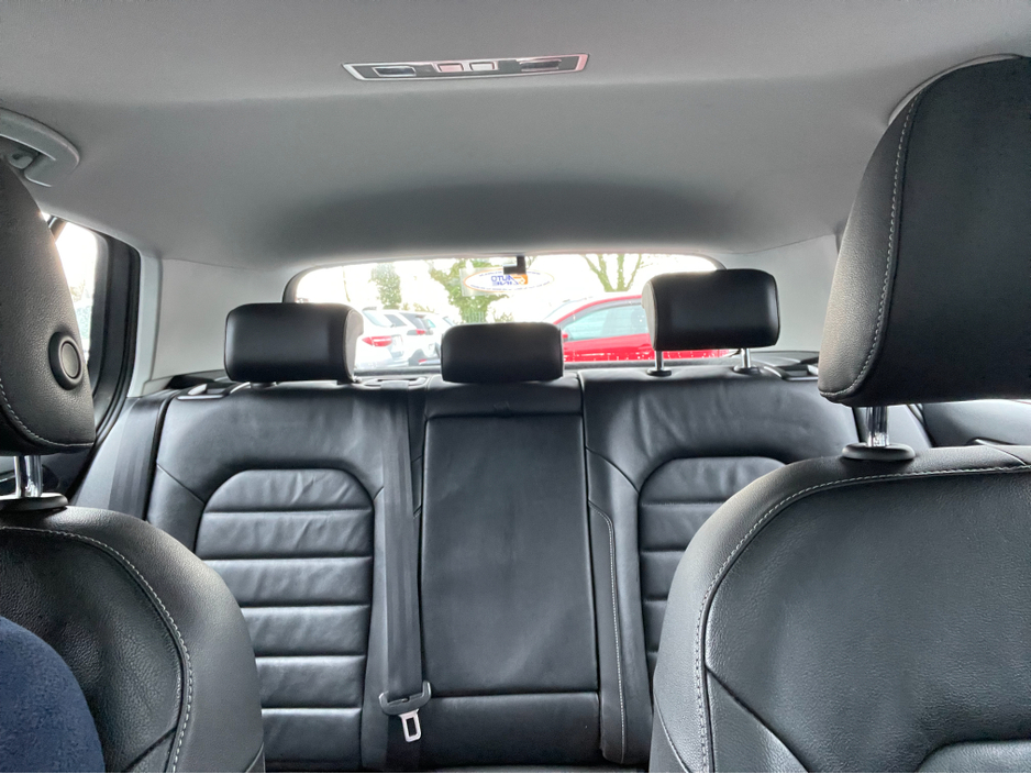 2017 Volkswagen Golf - image 14