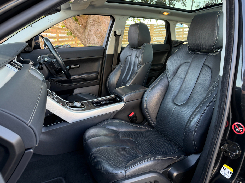 2015 Land Rover Range Rover Evoque - image 29