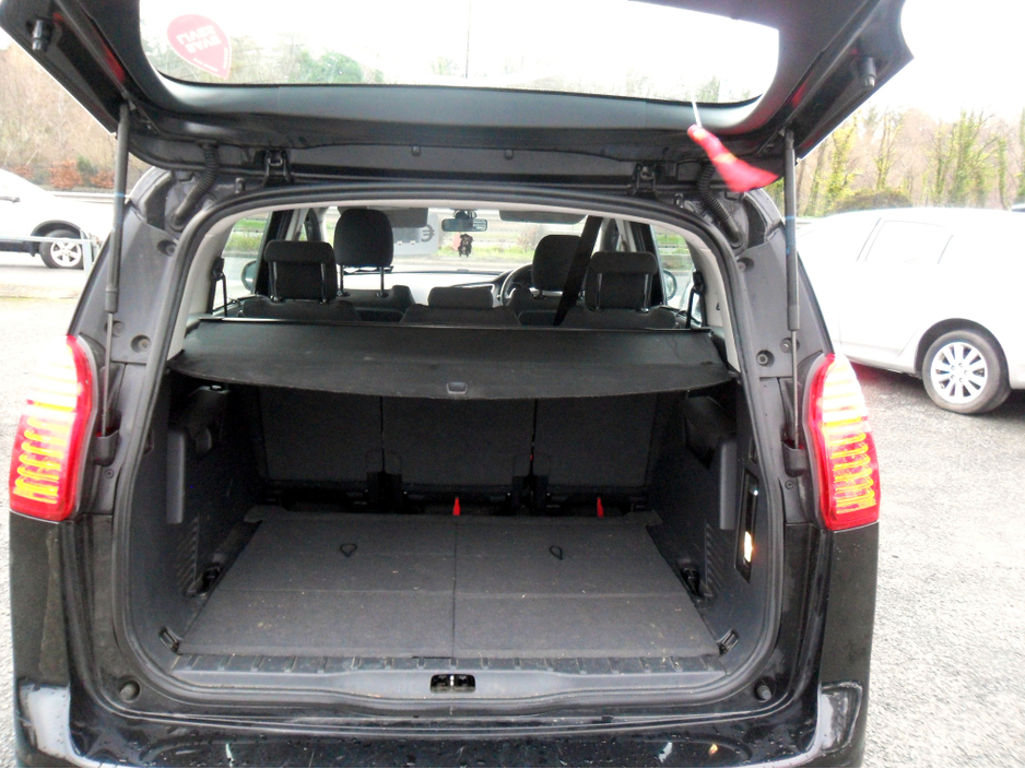 2013 Peugeot 5008 1.6 E-HDI ACTIVE 5DR AUTO.....7-SEATER......NCT 09/26......TAXED 03/26 €4,995