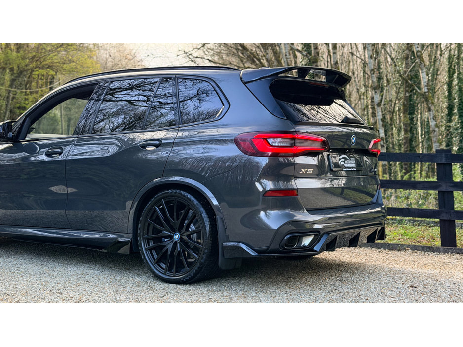 2021 BMW X5 - image 10