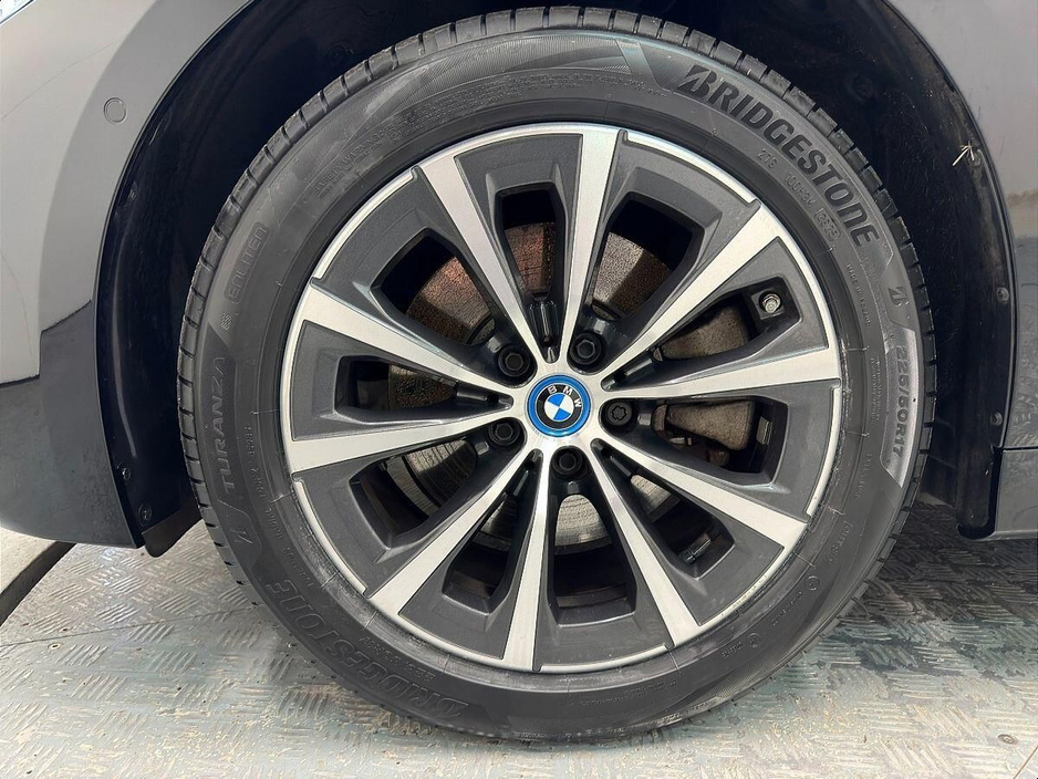 2024 BMW 3 Series 330e Sport Saloon €46,975