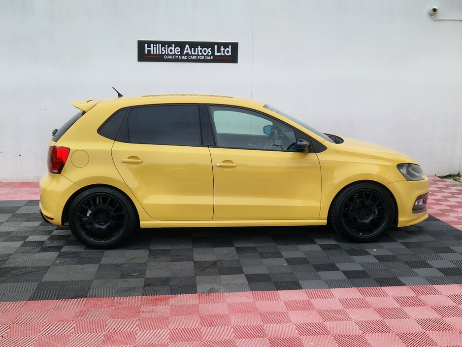 2010 Volkswagen Polo - image 12