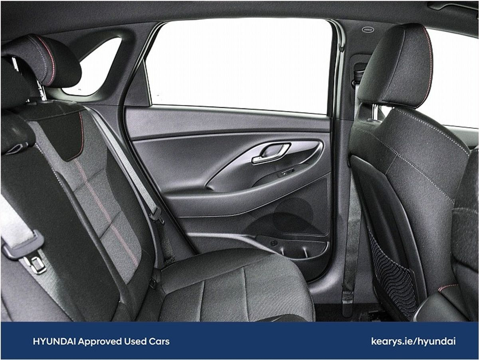 2023 Hyundai i30 - image 15