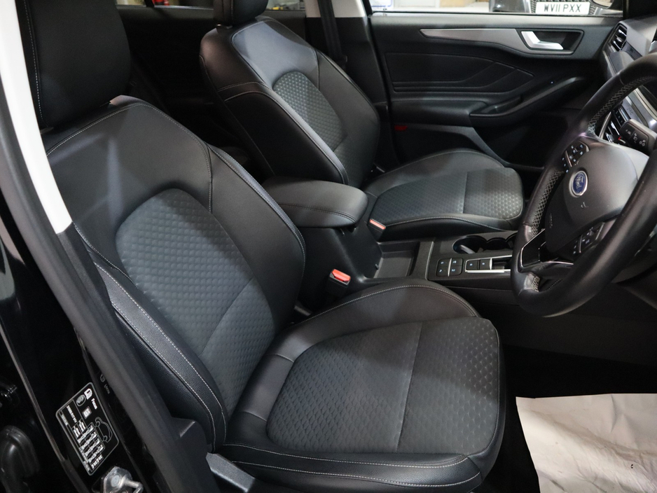 2019 Ford Focus *10* 1.5 TDCI TITANIUM X 120PS €16,900