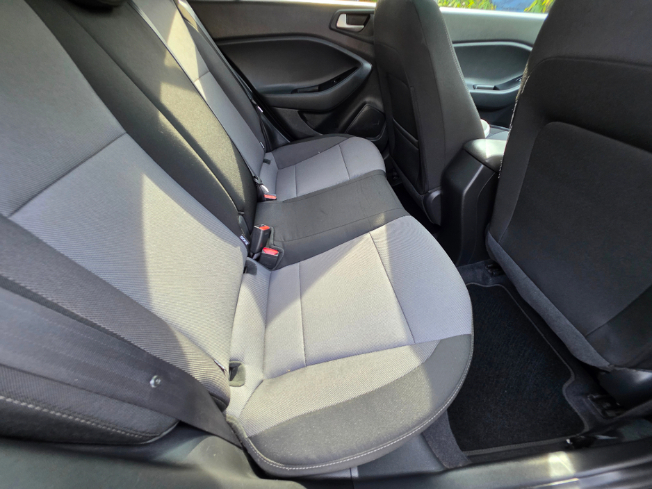 2019 Hyundai i20 - image 11