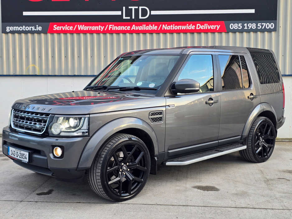 2014 Land Rover Discovery - image 18