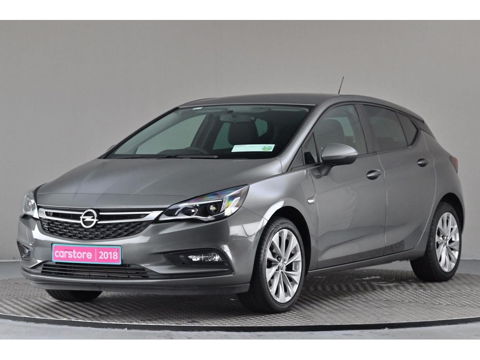 2018 Opel Astra - image 3