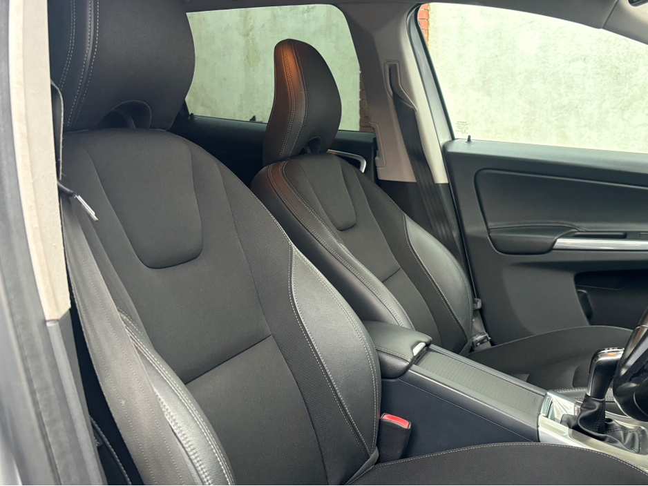 2015 Volvo XC60 2.0 D3 FWD ES *FULL SERVICE HISTORY*AA APPROVED*LOW KLMS* €15,900