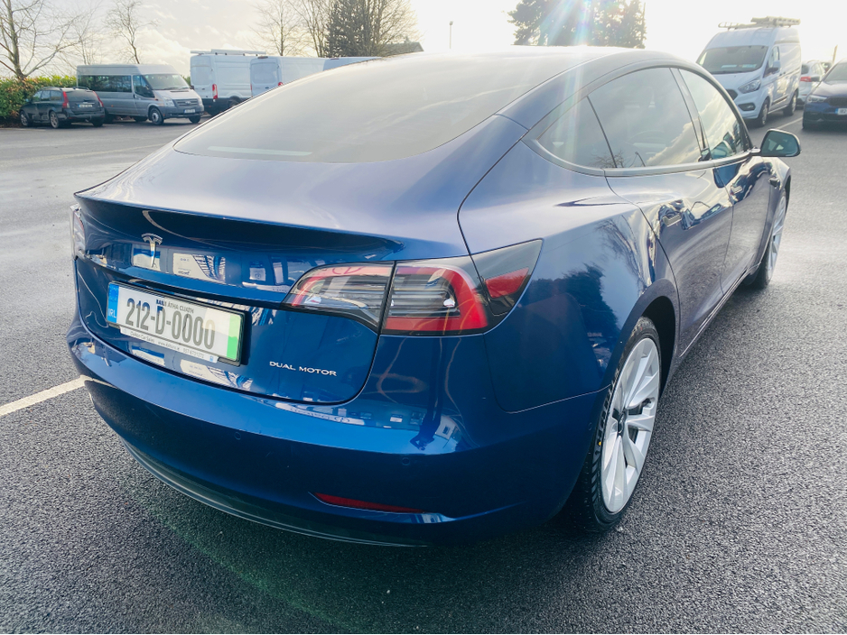2021 Tesla Model 3 - image 5