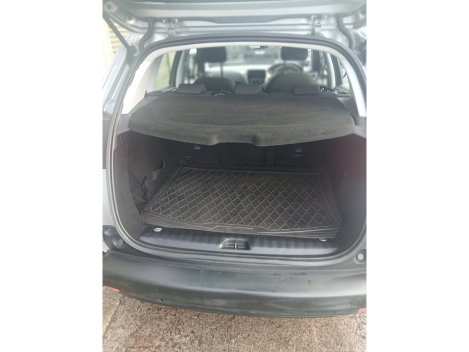 2015 Peugeot 2008 1.6 Hdi 92 bhp Active S/S Ecomatique €6,995