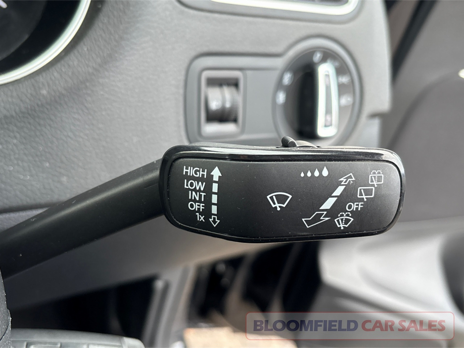 2014 Volkswagen Polo **DEPOSIT TAKEN**1.2 TSI, AUTO // EXTREMELY LOW MILEAGE €9,950