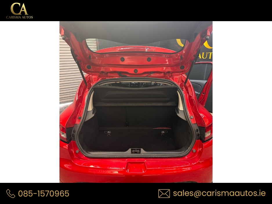 2015 Renault Clio - image 18