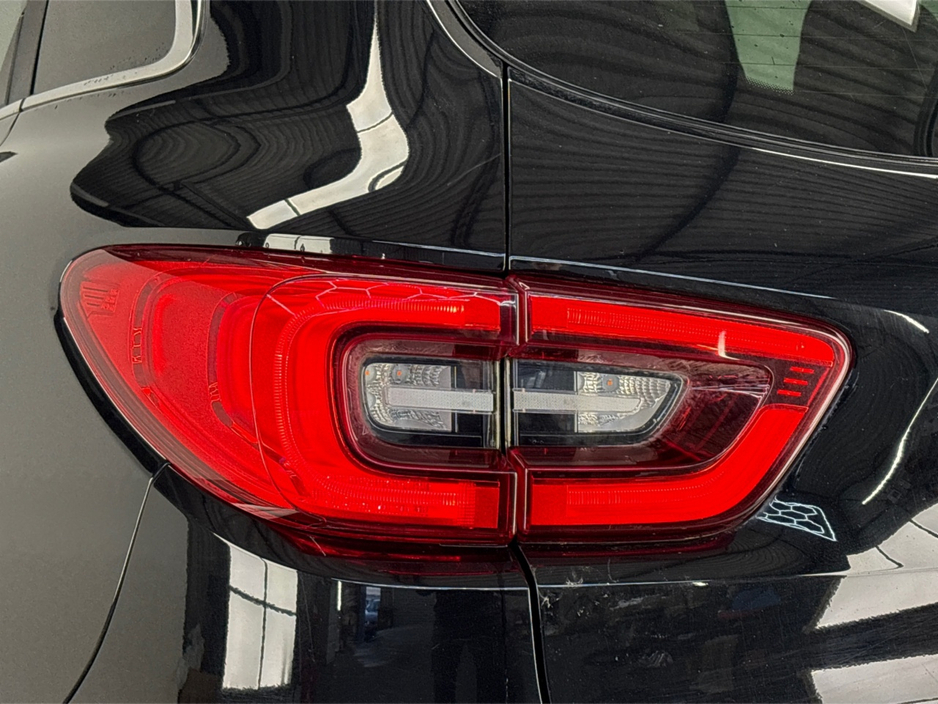 2021 Renault Kadjar - image 10