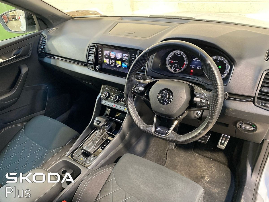 2022 Skoda Karoq - image 7