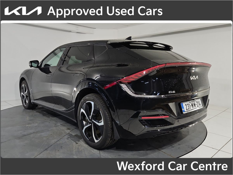 2023 Kia EV6 - image 3