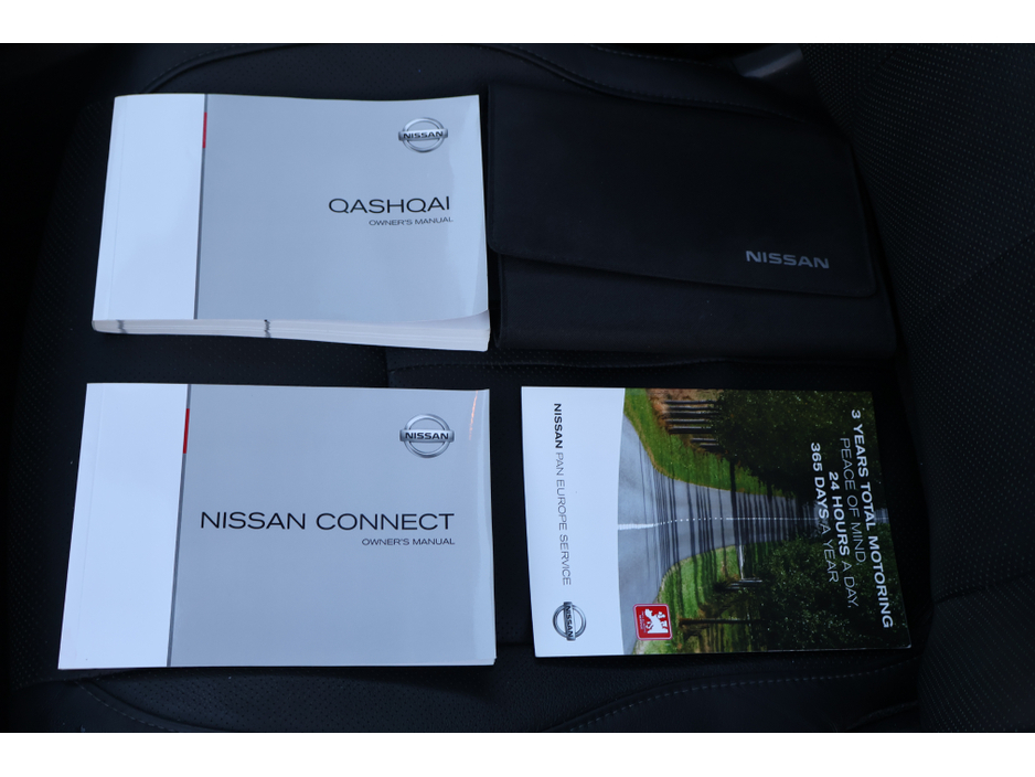 2017 Nissan Qashqai SV PREMIUM  Low Mileage Huge Spec €15,495