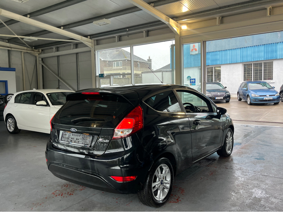 2017 Ford Fiesta ZETEC 1.2 petrol 60 bhp manual €9,950