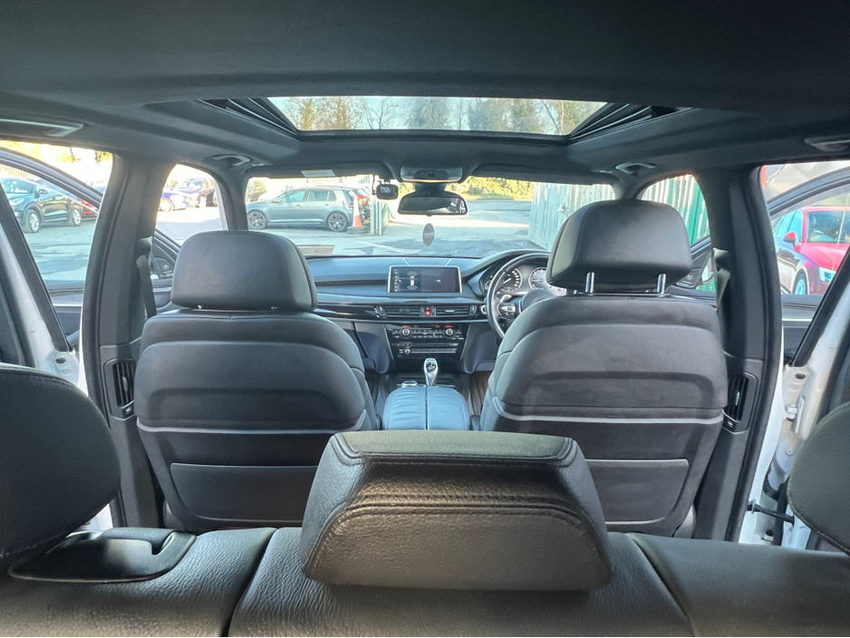 2017 BMW X5 - image 14
