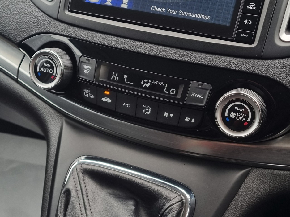 2017 Honda CR-V - image 21