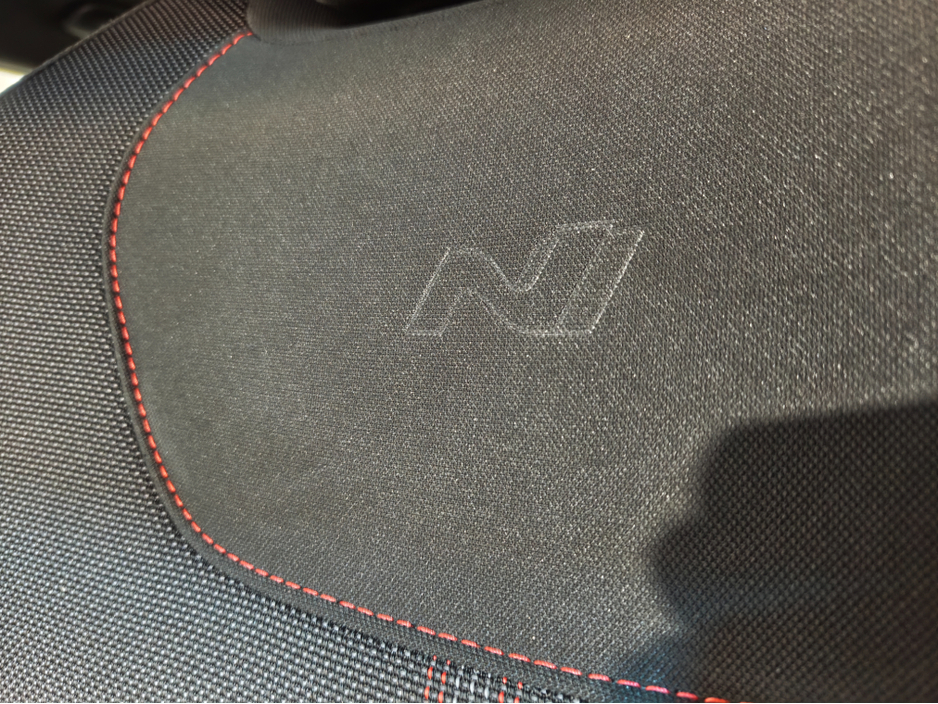 2022 Hyundai i30 - image 13