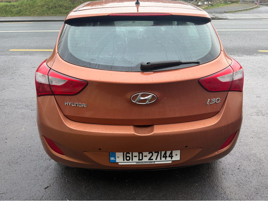 2016 Hyundai i30 - image 6