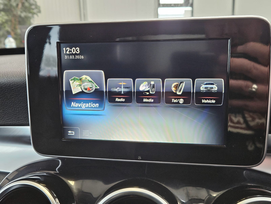 2016 Mercedes-Benz C Class - image 14