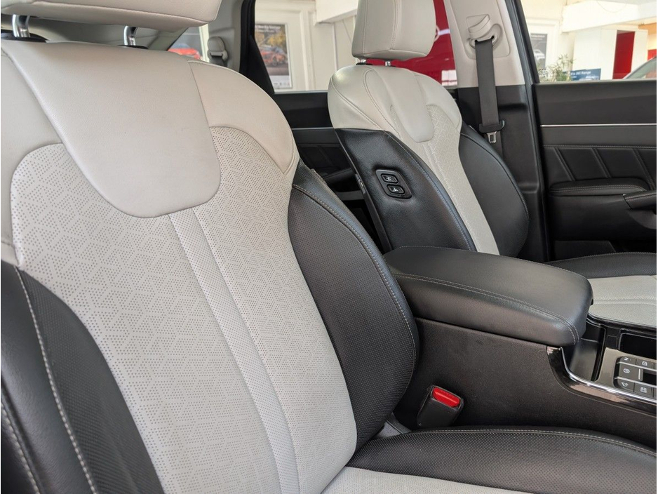 2022 Kia Sorento 1.6 PHEV K4 4X4 7 seats €42,995