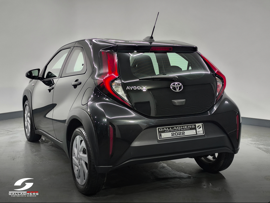 2022 Toyota Aygo (222) AYGO X PULSE 1.0 PETROL €13,995