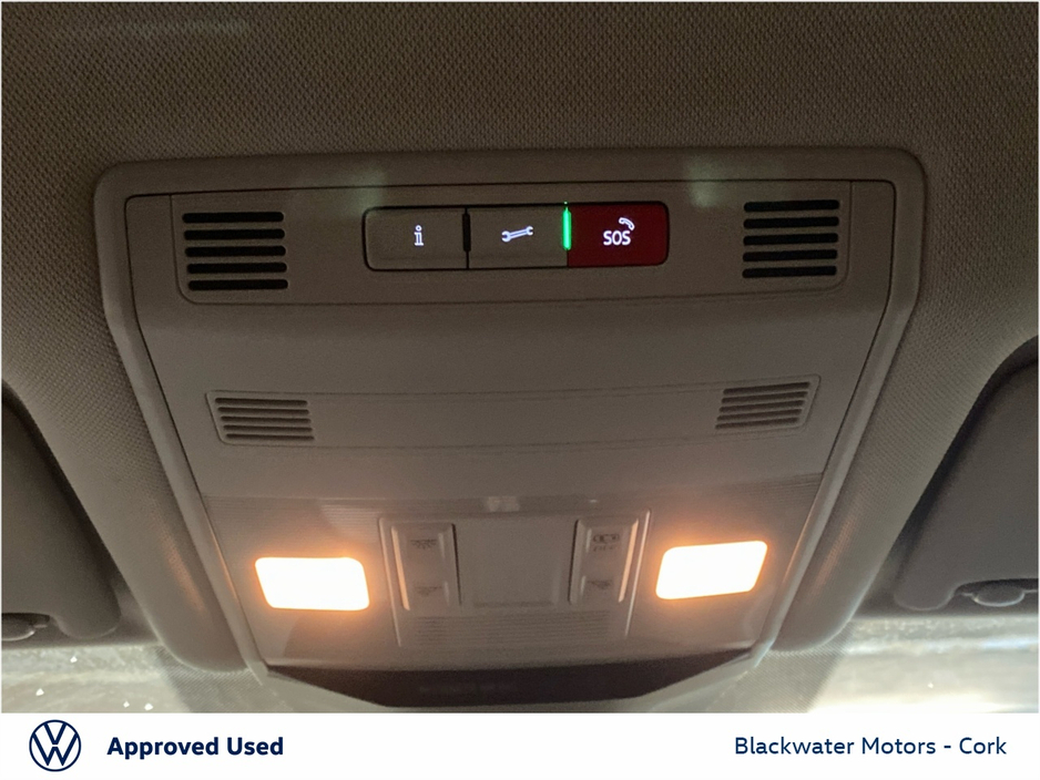 2022 Volkswagen T-Roc - image 27