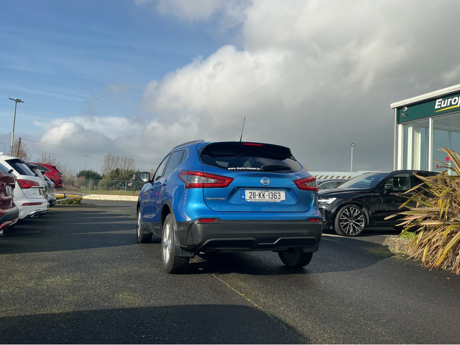 2021 Nissan Qashqai - image 10