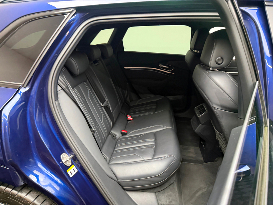 2023 Audi e-tron 50 BLACK EDITION QUATTRO €39,990