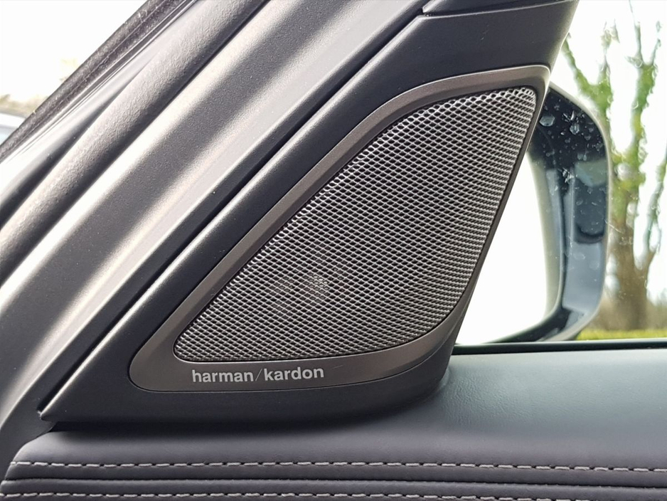 2020 BMW 7 Series - image 22