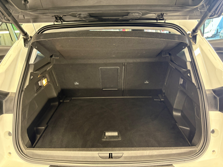 2018 Opel Grandland X - image 15