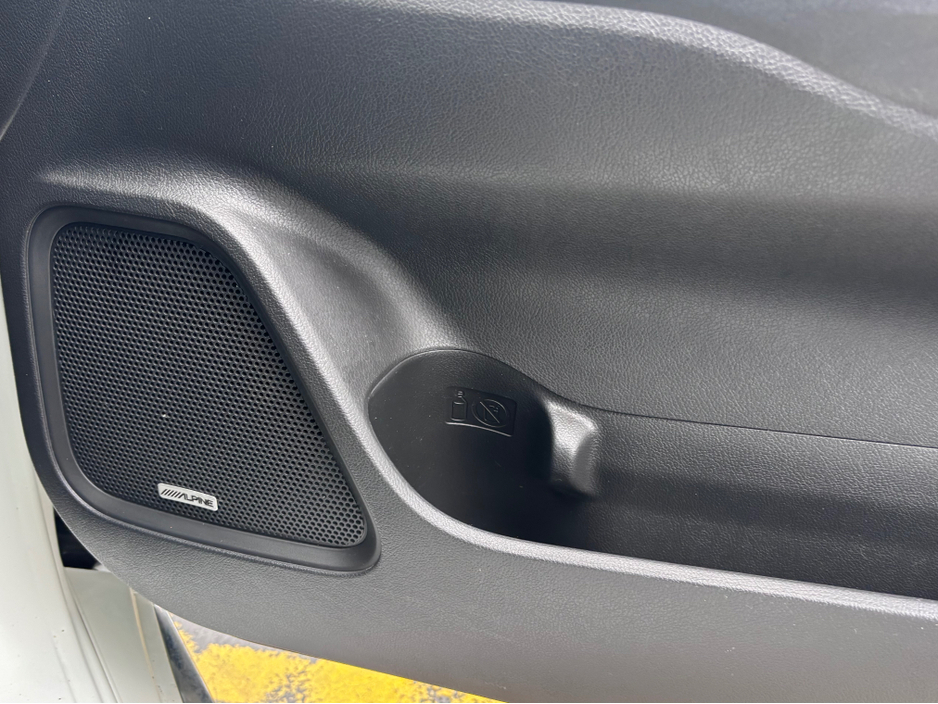 2017 Mitsubishi Outlander 2.0 GX5HS PHEV 200BHP // PAN SUNROOF // HIGH SPEC €13,995